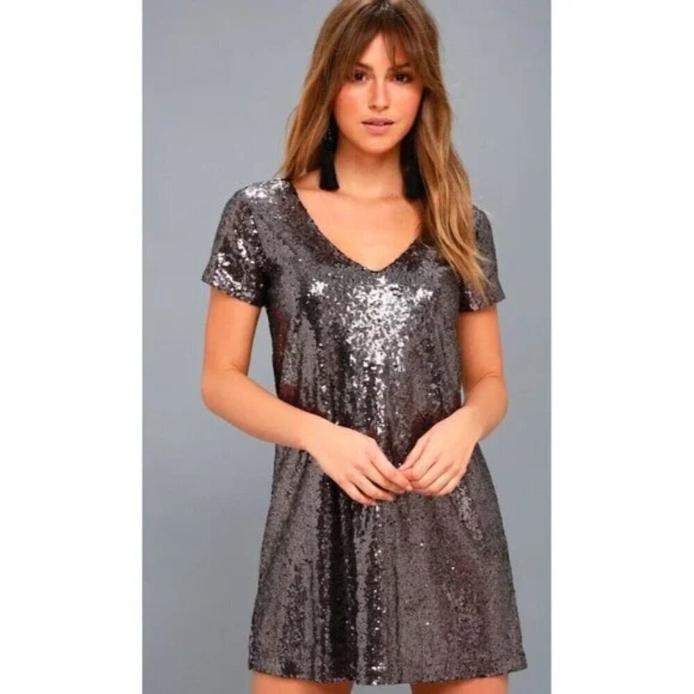 Lulus Light‎ Up The Night Lavender Sequin Shift Cocktail Dress